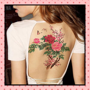 Tatouage éphémère femme, tatouage temporaire, faux tattoo, motif pivoine old school