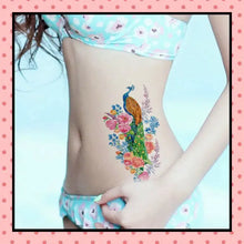 Tatouage éphémère femme, tatouage temporaire, faux tattoo, motif paon