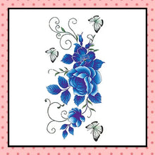 Tatouage éphémère femme, tatouage temporaire, faux tattoo, motif rose bleue old school