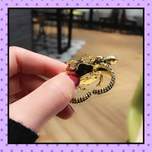 bijoux fantaisie, accessoires femmes, bague 2 doigts, bague femme, motif abeille, papillons de nuit