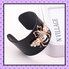 bijoux fantaisie, accessoires femmes,  bracelet cuir, strass, motif abeille