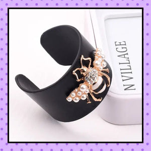 bijoux fantaisie, accessoires femmes,  bracelet cuir, strass, motif abeille