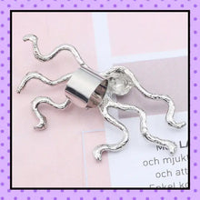 Bijoux d'oreille, faux piercing d'oreille, bijoux fantaisie, faux piercing hélix cartilage, ear cuff, accessoires femmes, motif pieuvre octopus