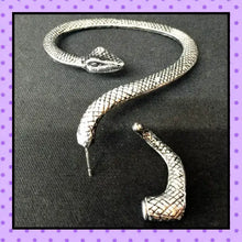 Bijoux d'oreille, faux piercing d'oreille, bijoux fantaisie, faux piercing plug écarteur, ear cuff, accessoires femmes, motif serpent