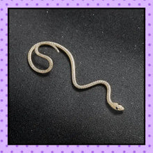 Bijoux d'oreille, faux piercing d'oreille, bijoux fantaisie, faux piercing conch, ear cuff, accessoires femmes, motif serpent