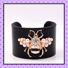 bijoux fantaisie, accessoires femmes,  bracelet cuir, strass, motif abeille